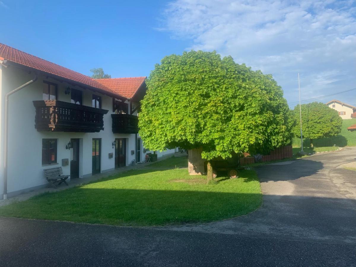 Ferienwohnung Am Ponyhof Altotting Exterior photo